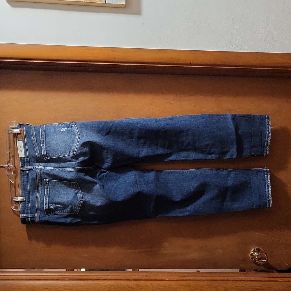 Judy Blue Jeans - Picture 2 of 3